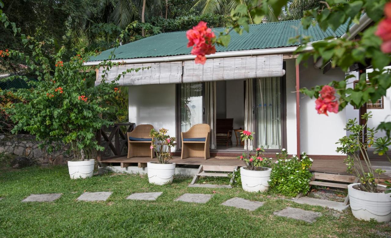 The Beach House * Beau Vallon (Mahe)